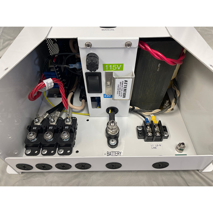 Cargador de batería Sentry Marine, entrada de 115/230 V, 12 V CC, 60 A, 3 bancos [SFR1260/3X]