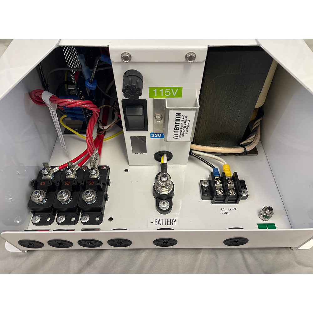 Cargador de batería Sentry Marine, entrada de 115/230 V, 24 V CC, 40 A, 3 bancos [SFR2440/3X]