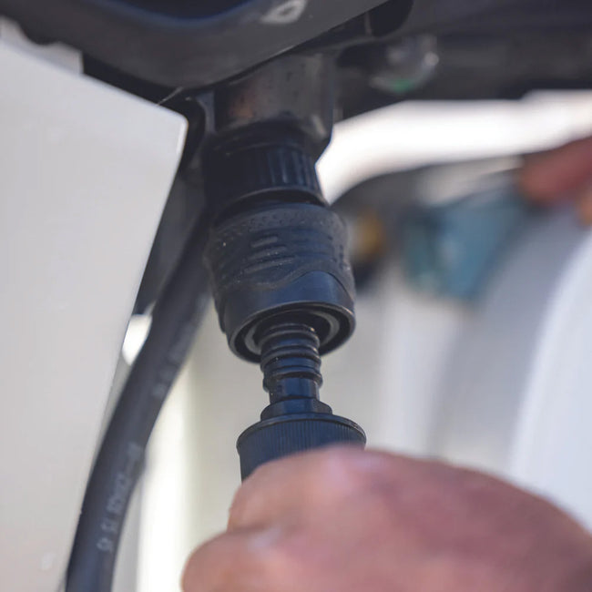 Conexión rápida de puerto de descarga Flushmaster para motores fueraborda Honda [SM-FMQCH]