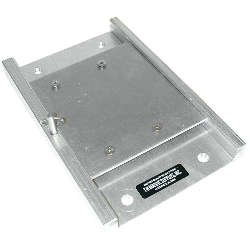 Soporte deslizante ajustable para pies calientes TH Marine [HFM-1-DP]